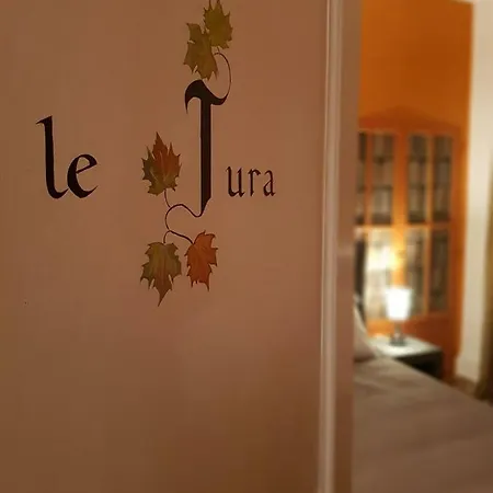 La Maison Jehan Fouquet Bed and breakfast