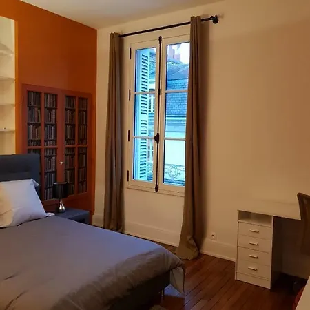 Alojamento de Acomodação e Pequeno-almoço La Maison Jehan Fouquet