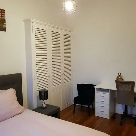 Alojamento de Acomodação e Pequeno-almoço La Maison Jehan Fouquet Tours